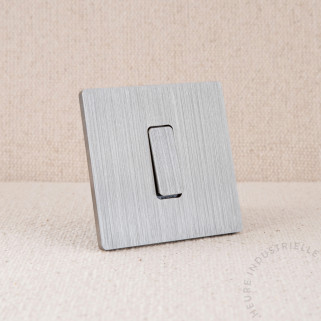 Interrupteur simple Modelec M nickel brossé touche nickel