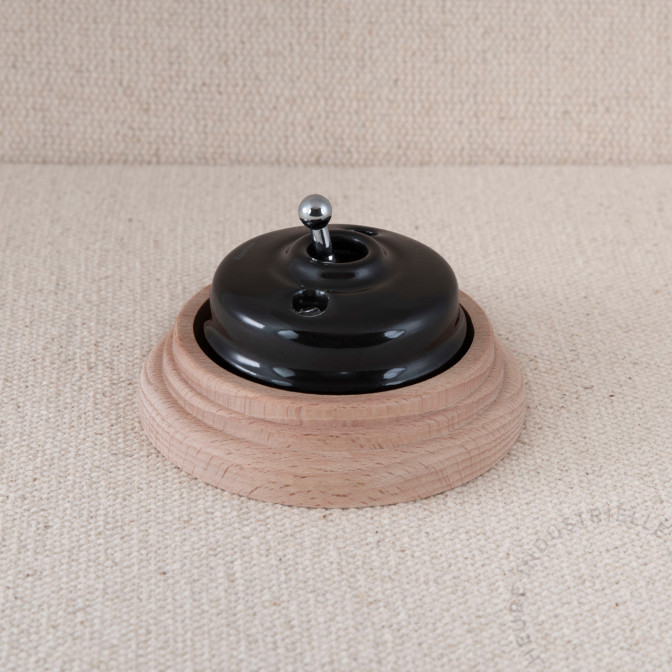 BP Dimbler porc. noire +socle Bois brut BP Dimbler porc. noire +socle Bois brut
