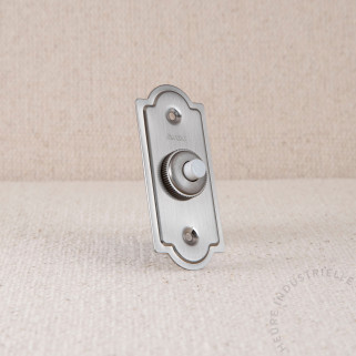 Bouton poussoir avec plaque nickel satiné