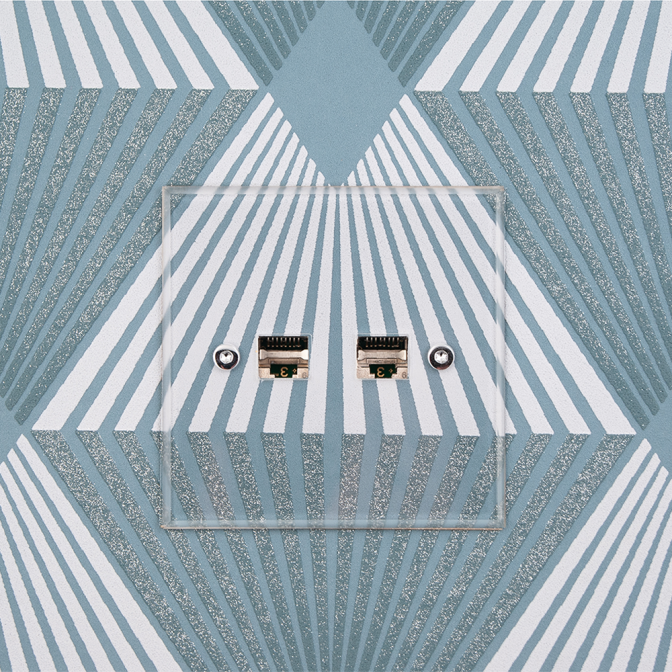 PLEXIGLASS