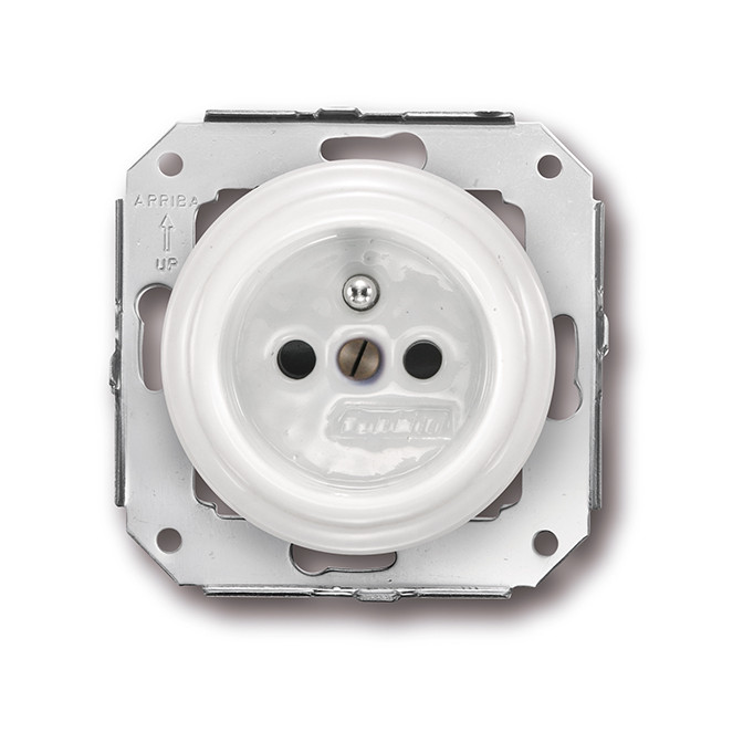 Prise 2P+T porcelaine noire