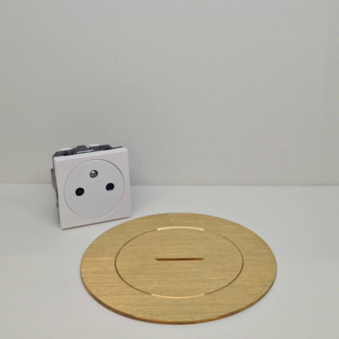 PRISE DE SOL - FR/BE - LAITON BROSSE - IP66